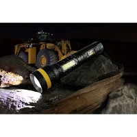 CAT Φακός led επαναφορτιζόμενος με μέγιστη φωτεινότητα 700lm CT6215