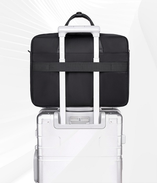 ARCTIC HUNTER τσάντα ώμου GWB00849 με θήκη laptop 15.6, 14L, μαύρη GWB00849-BK