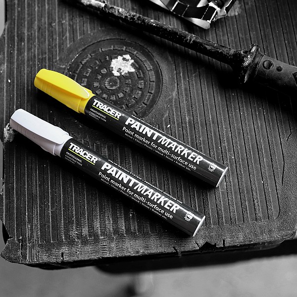 TRACER Μαρκαδόρος ανεξίτηλος βαρέως τύπου λευκός APTM2