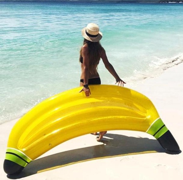 Στρώμα θαλάσσης μπανάνα 188x118cm OEM