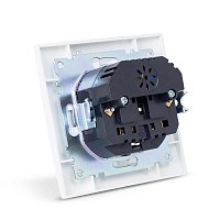 Entac Arnold Recessed wall socket earthed + 2 USB 2.1A (total) White