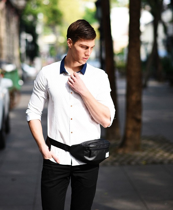 ARCTIC HUNTER τσάντα μέσης YB14001, 13L, μαύρη YB14001-BK