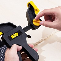 DELI σφιγκτήρας σκανδάλης DL110118 με μέγιστο άνοιγμα 450mm, μαύρος DL110118
