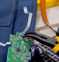 DELI μυτοτσίμπιδο κυρτό DL2306 με αντιολισθητικές λαβές, 160mm DL2306